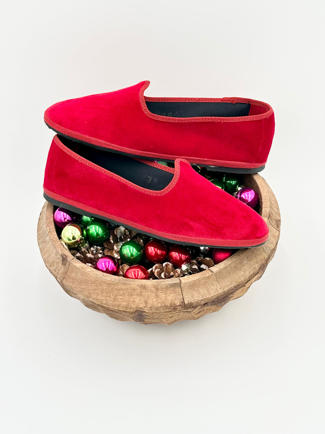 It's RED Season! 5 Reasons Women’s Red Ballet Flats Are Perfect For Any Season!