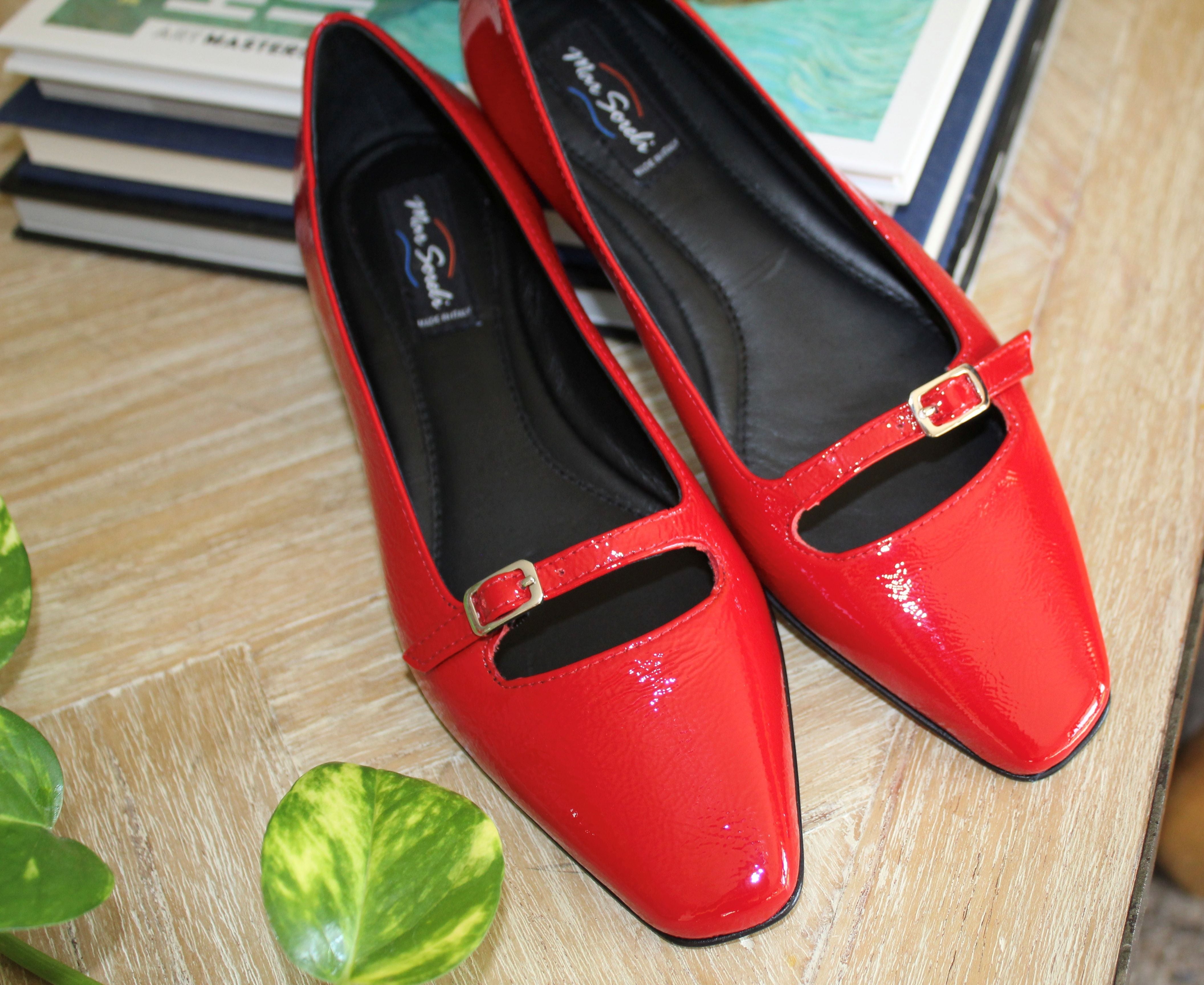 Patent leather Anna Mary Jane flats handmade in Italy
