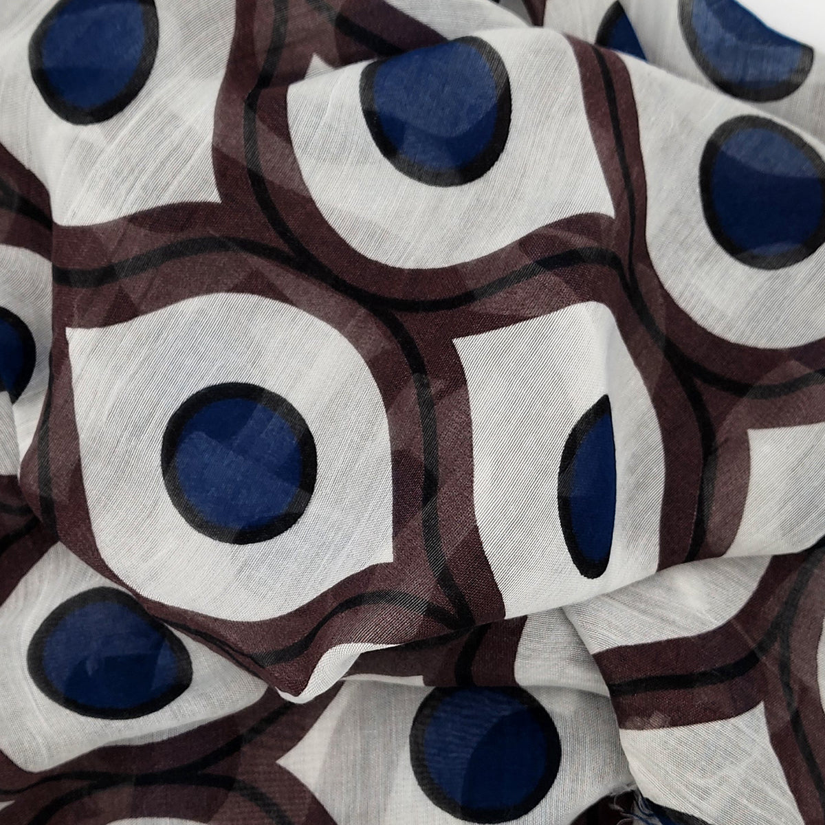 Escher White 02