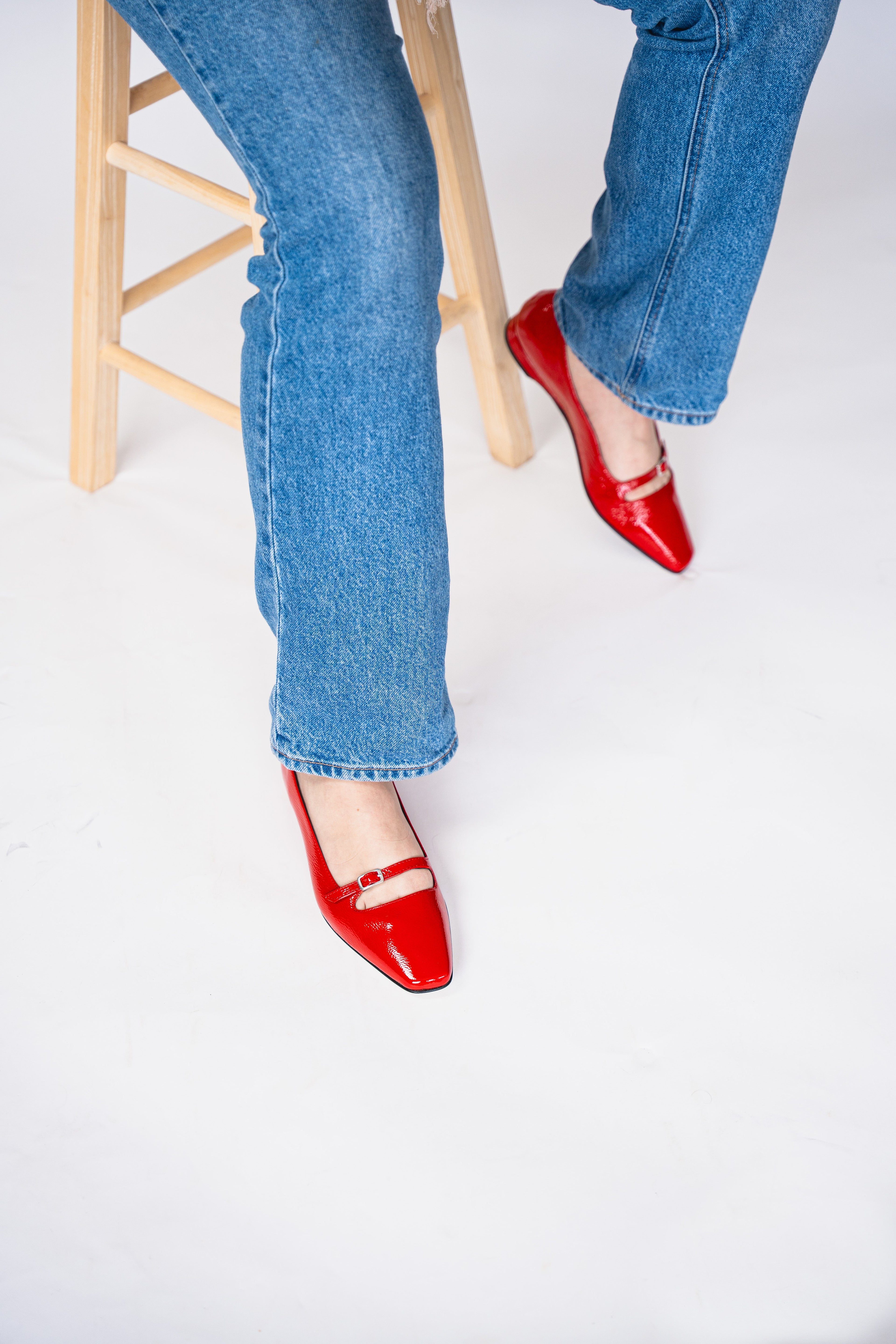 Anna Naplak Rosso Mary Jane